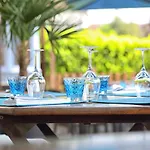 Logis Hotel-restaurant Les Voyageurs