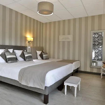 Logis Hotel-restaurant Les Voyageurs Hotel 3*