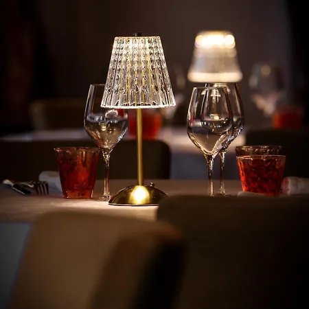 Logis Hotel-restaurant Les Voyageurs La Coquille