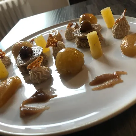 Hotel Logis Hotel-restaurant Les Voyageurs 3*