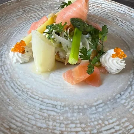 Logis Hotel-restaurant Les Voyageurs 3* La Coquille
