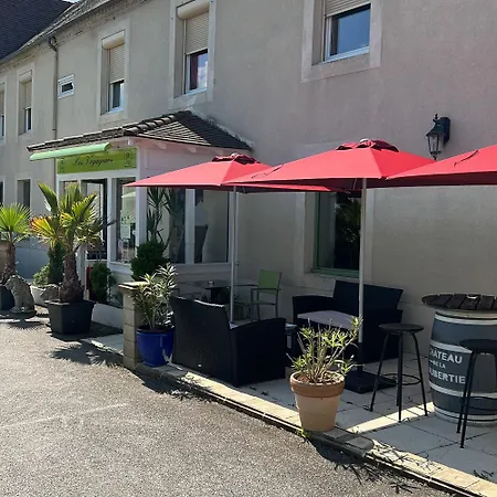 Logis Hotel-restaurant Les Voyageurs Hotel