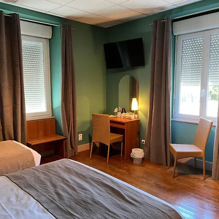 Logis Hotel-restaurant Les Voyageurs Hotel