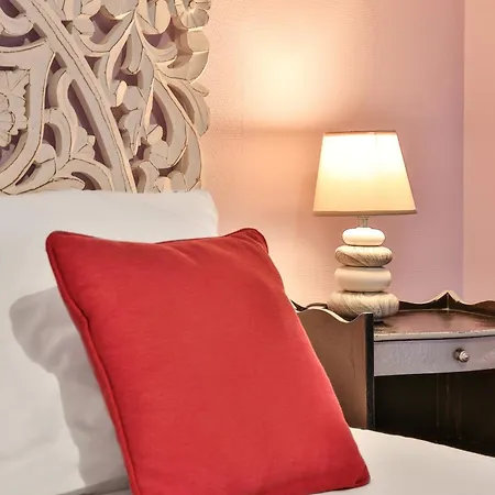 Ξενοδοχείο Logis Hotel-restaurant Les Voyageurs