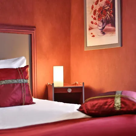 Hotel Logis Hotel-restaurant Les Voyageurs La Coquille