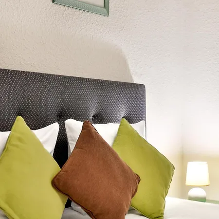 Logis Hotel-restaurant Les Voyageurs 3*
