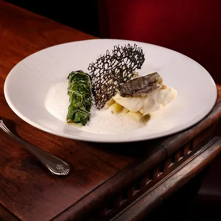 Logis Hotel-restaurant Les Voyageurs Hotel 3*