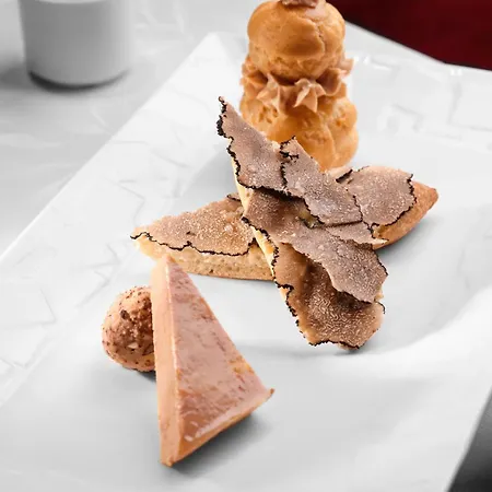 Logis Hotel-restaurant Les Voyageurs