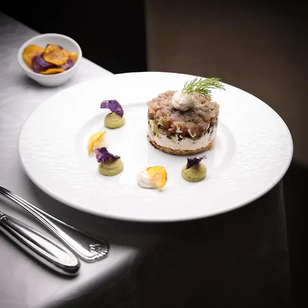 Logis Hotel-restaurant Les Voyageurs 3* La Coquille