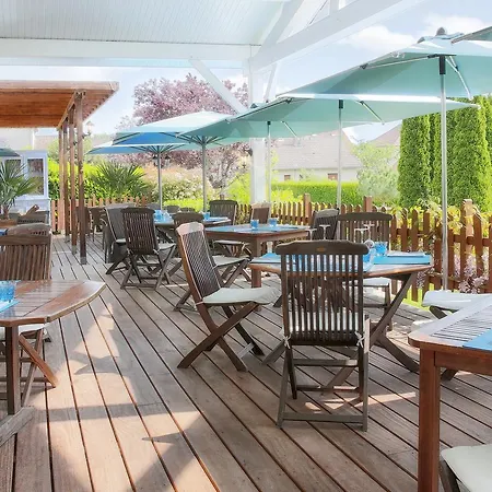 Logis Hotel-restaurant Les Voyageurs 3*