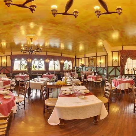 Hotel Logis Hotel-restaurant Les Voyageurs 3*