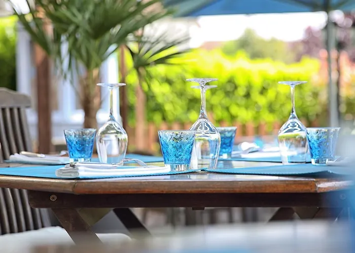 Logis Hotel-restaurant Les Voyageurs